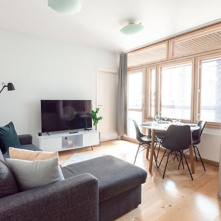 2Ndhomes Stylish 1Br Home With Balcony And Sauna In Kamppi Center Helsingfors Exteriör bild