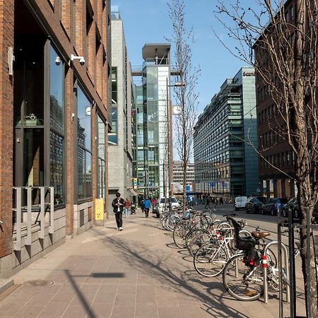 2Ndhomes Stylish 1Br Home With Balcony And Sauna In Kamppi Center Helsingfors Exteriör bild