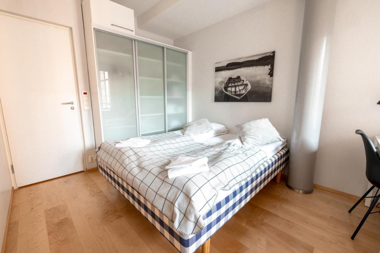 2Ndhomes Stylish 1Br Home With Balcony And Sauna In Kamppi Center Helsingfors Exteriör bild