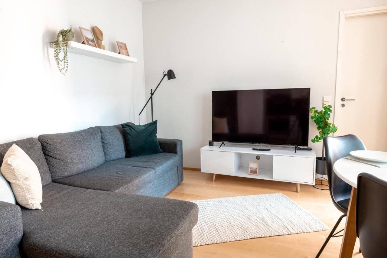 2Ndhomes Stylish 1Br Home With Balcony And Sauna In Kamppi Center Helsingfors Exteriör bild